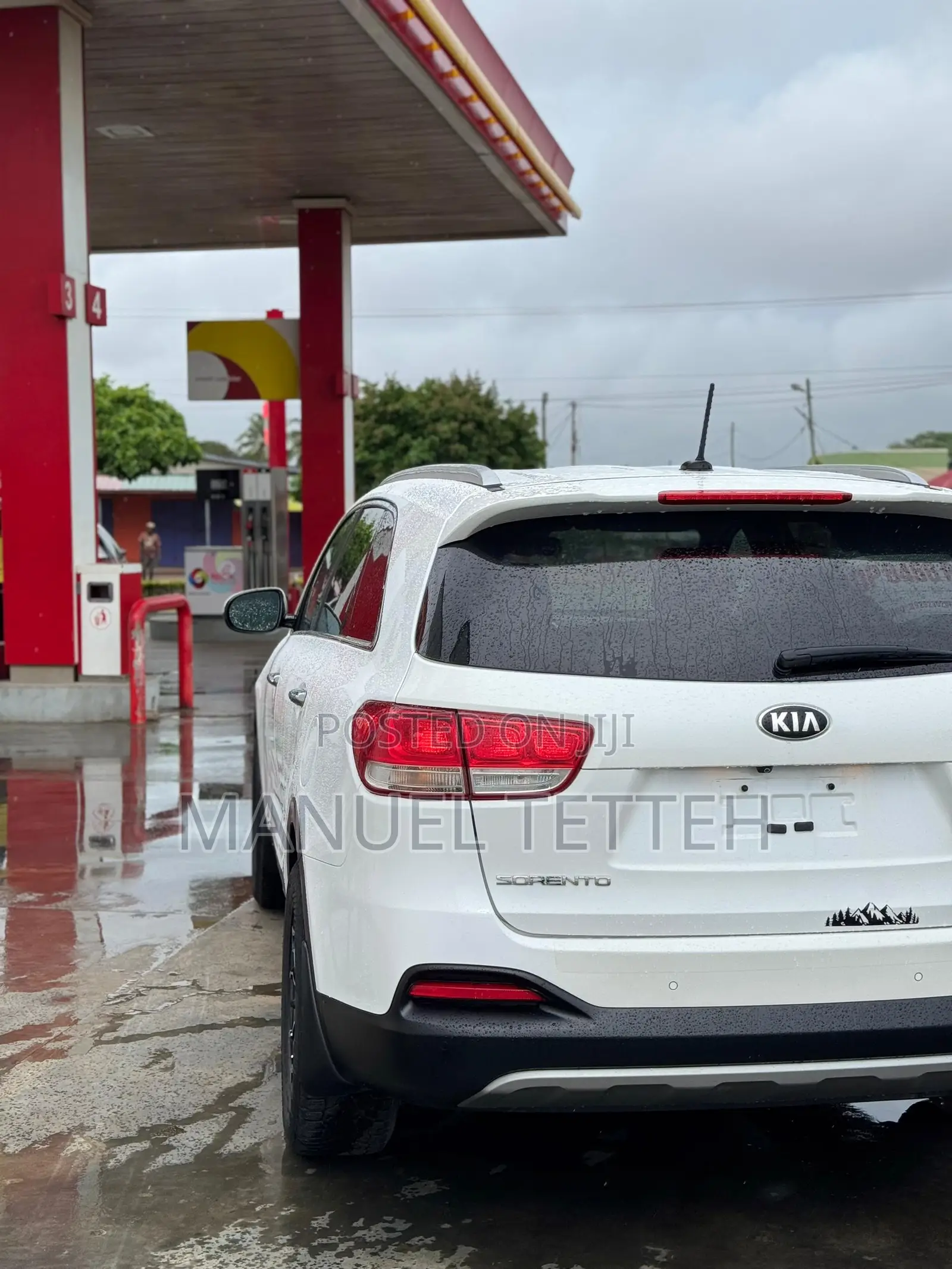 Kia Sorento 4dr SUV 2016 White