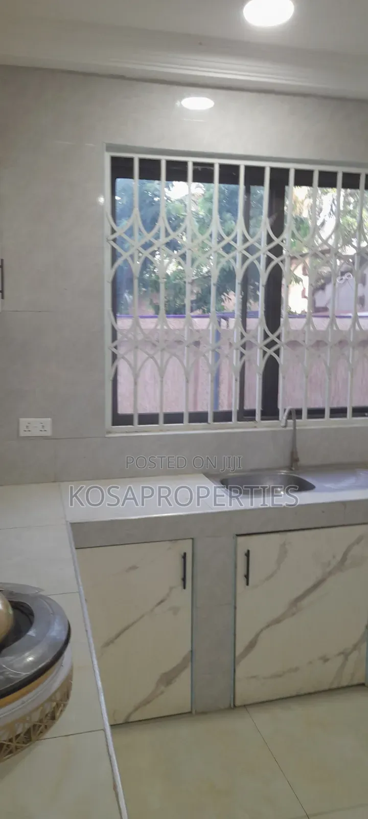 3bdrm Apartment in Adjiringanor Dzayor, Ability for rent