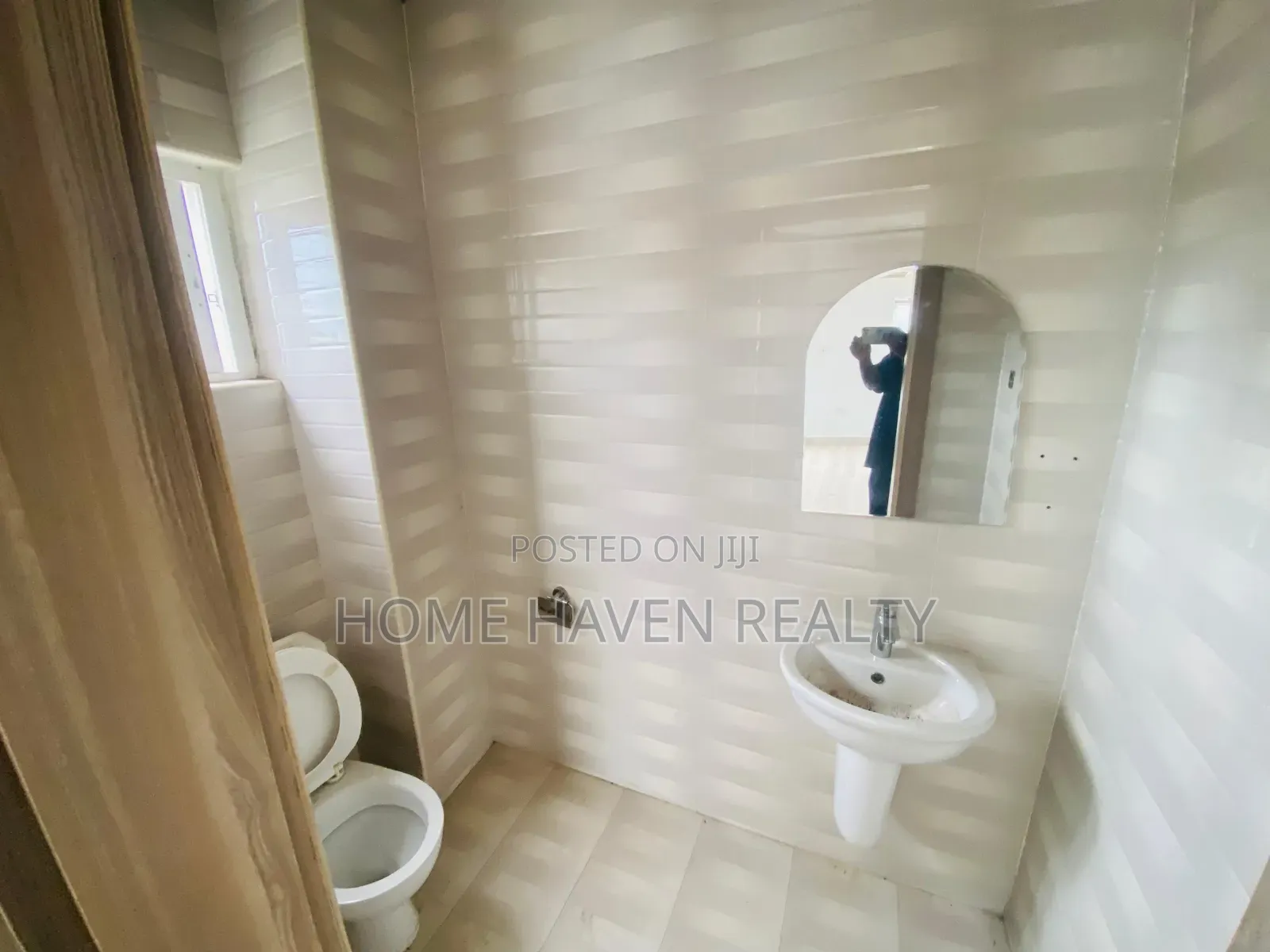 500 Square Meter Office Space for Rent at Labone