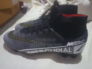 Nike Mercurial Football Boots Size 41