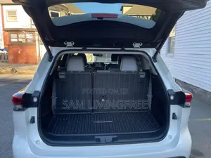 Toyota Highlander XSE 2022 White