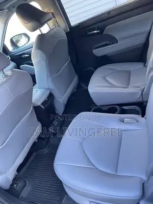 Toyota Highlander XSE 2022 White