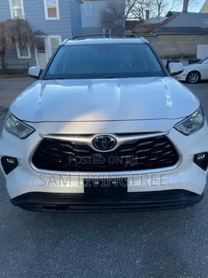Toyota Highlander XSE 2022 White