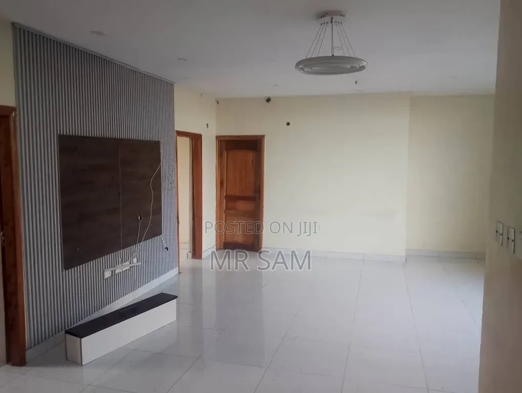 2bdrm Apartment in Scc, West Hills Mall Area for rent