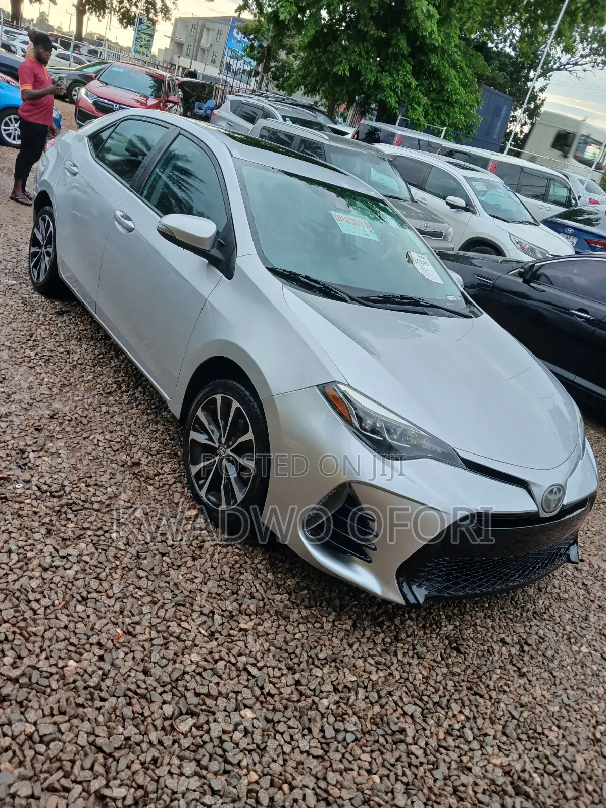 Toyota Corolla XSE 4dr Sedan (1.8L 4cyl CVT) 2017 Silver