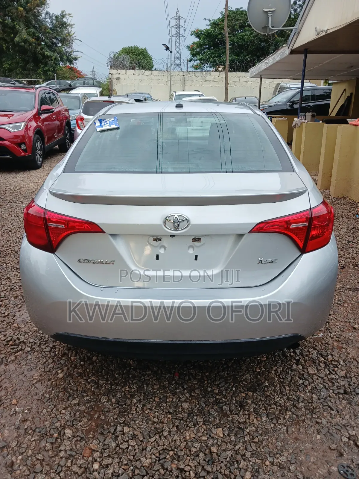 Toyota Corolla XSE 4dr Sedan (1.8L 4cyl CVT) 2017 Silver
