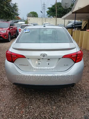 Toyota Corolla XSE 4dr Sedan (1.8L 4cyl CVT) 2017 Silver