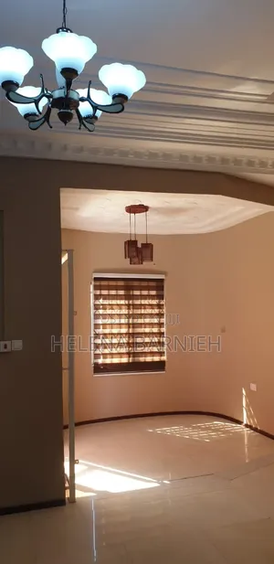 4bdrm House in Helena Estate, The Mall for rent