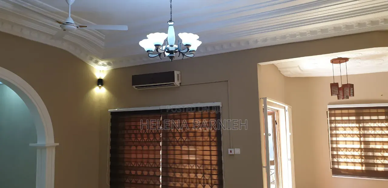 4bdrm House in Helena Estate, The Mall for rent