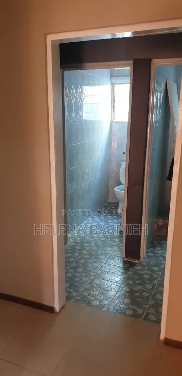 4bdrm House in Helena Estate, The Mall for rent