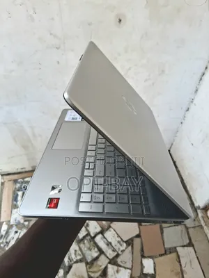 Laptop HP 15 16GB AMD Ryzen 7 HDD+SSD 256GB
