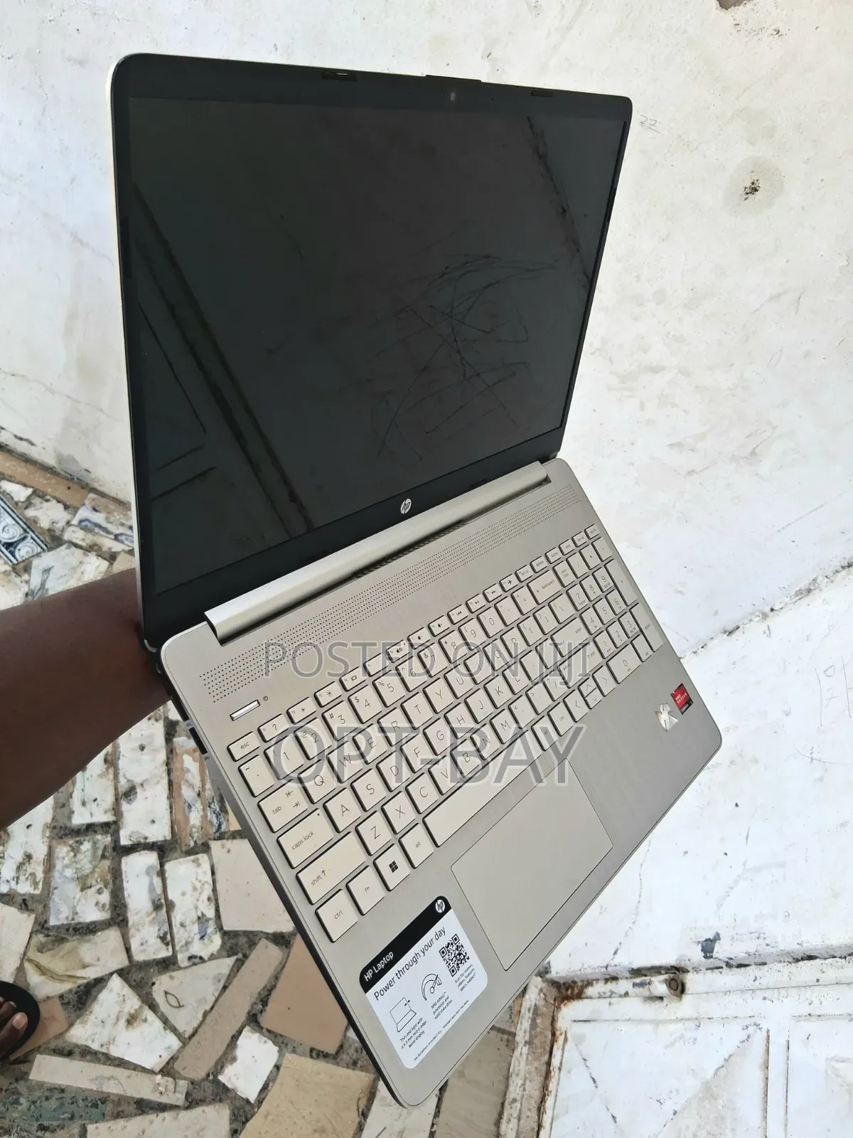 Laptop HP 15 16GB AMD Ryzen 7 HDD+SSD 256GB