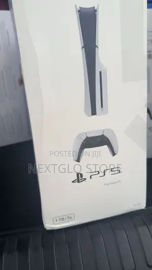 Playstation. 5 Slim. 1tb