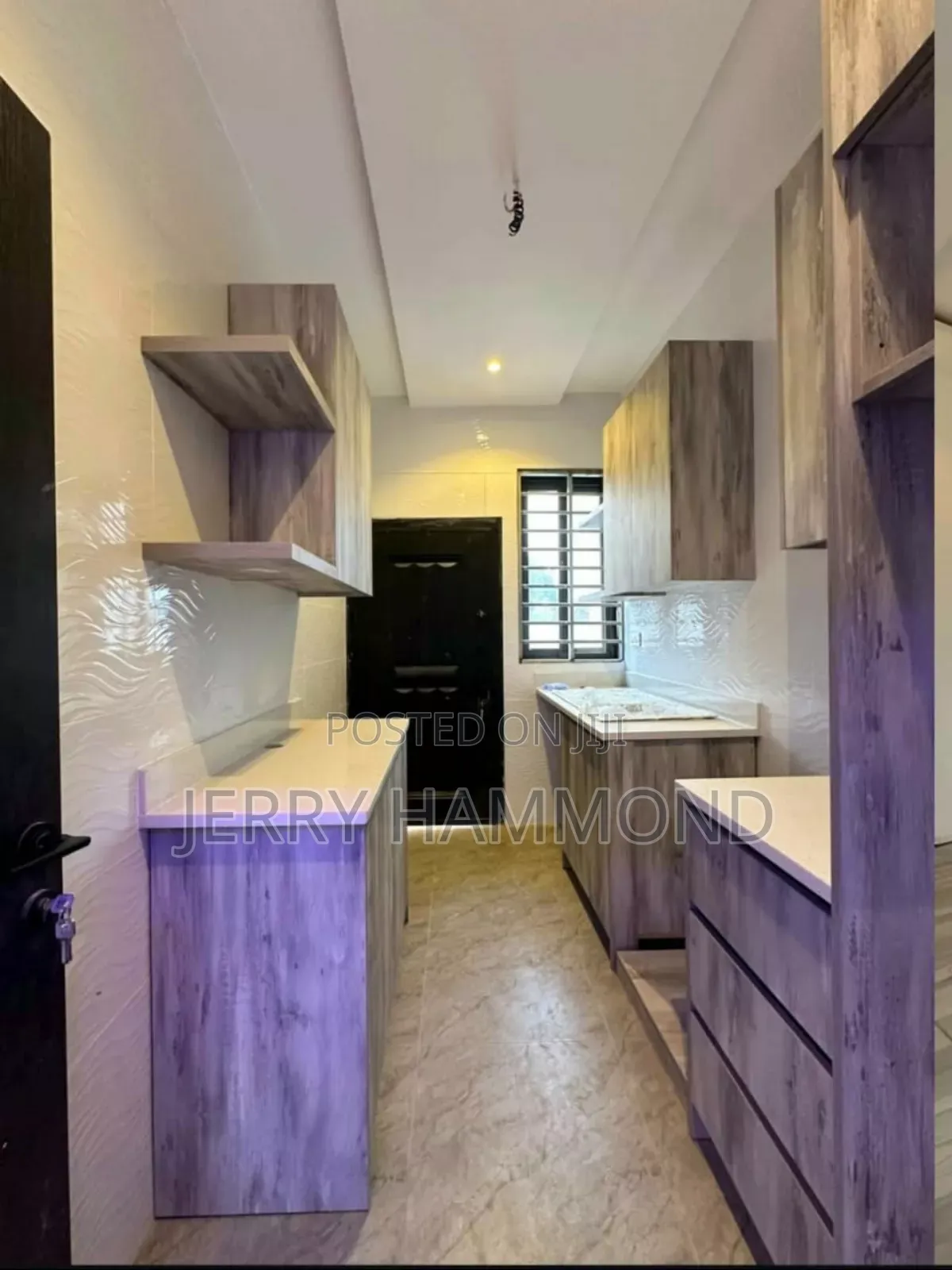 3bdrm House in Ashaley Botwe, Little Roses Area for sale