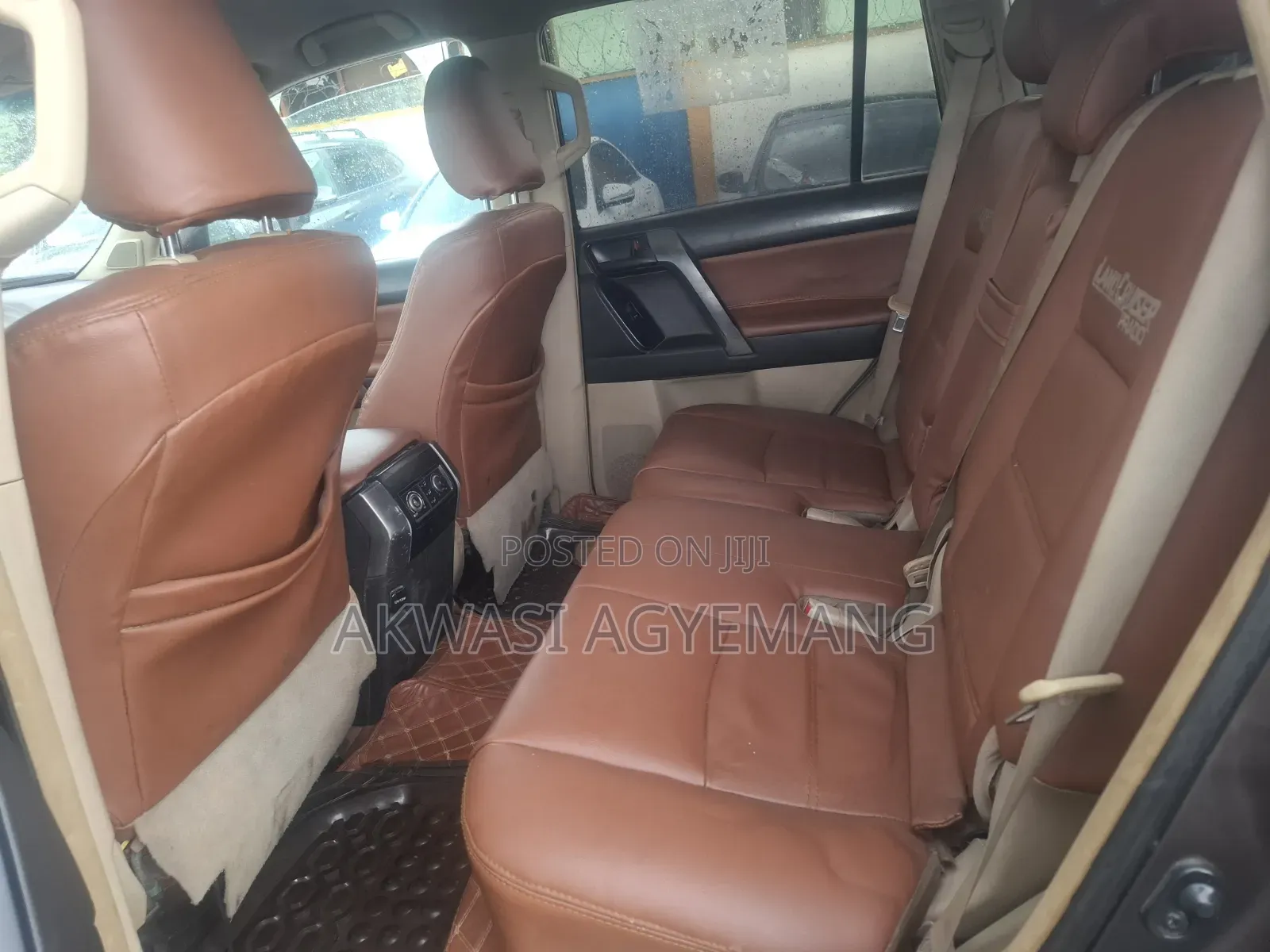 Toyota Land Cruiser Prado 2.7 i 2011 Brown