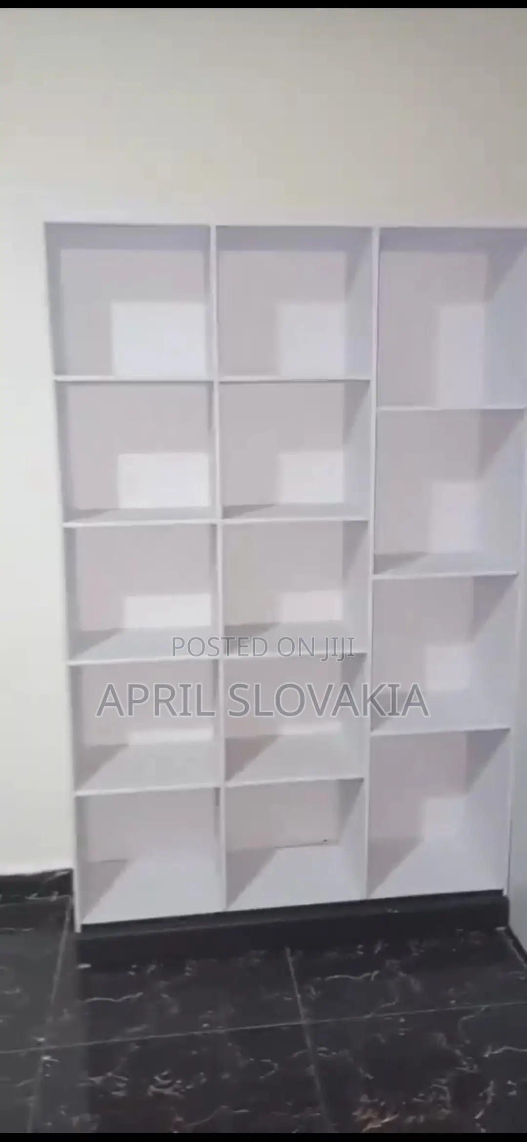 Bag Stand / Open Wardrobe