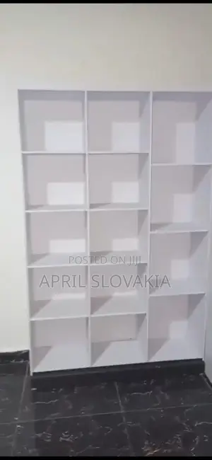 Bag Stand / Open Wardrobe
