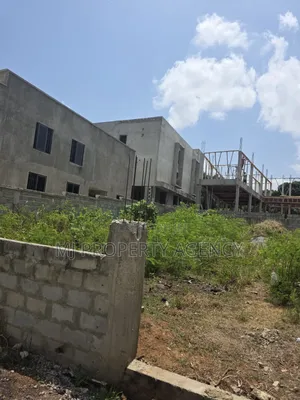 One Plot at Ahodwo Nyiayesu