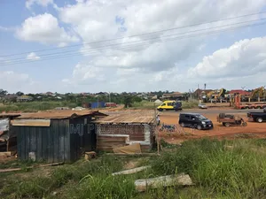 5 Roadside Commercial Land at Pakyi Kumasi