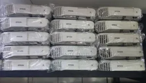 Uk Used Epson Eb X39 Projector. 3500 Lumens of Very High Brightness
