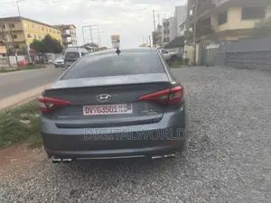 Hyundai Sonata Limited 2.0T 4dr Sedan (2.0L 4cyl Turbo 6A) 2015 Gray