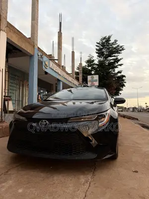 Toyota Corolla LE 2021 Black