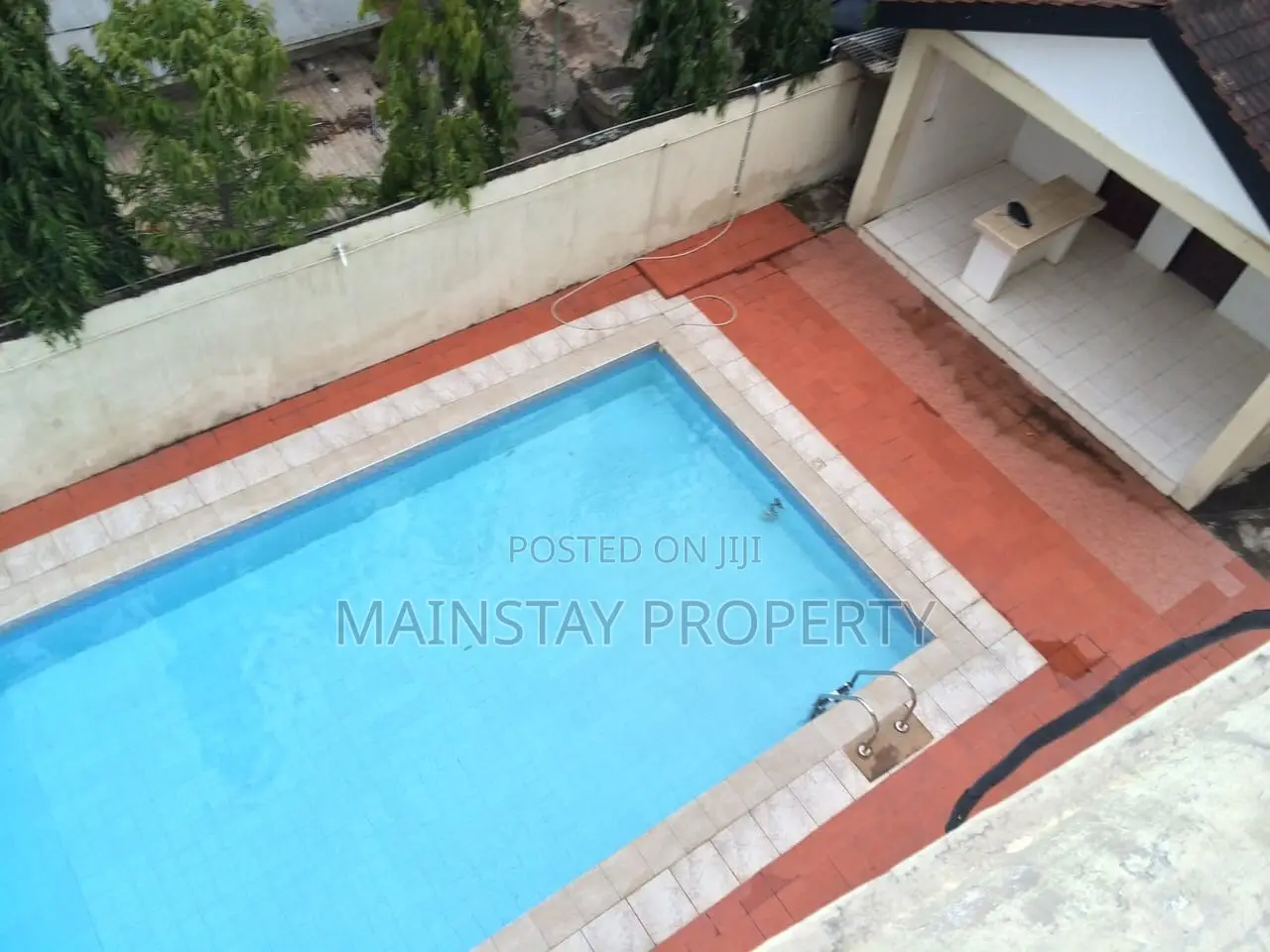 6bdrm House in Mainstay Estates, Airport Residential Area for sale