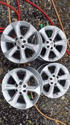 Nissan Navara D40 Alloy Rim 17