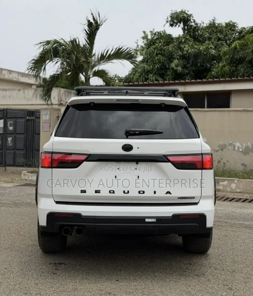 Toyota Sequoia TRD PRO 4WD 2026 White