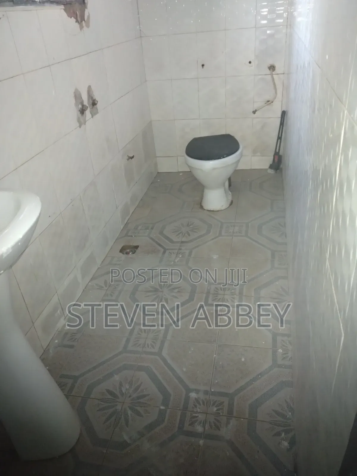 1bdrm Apartment in Adom Agency, Spintex for rent