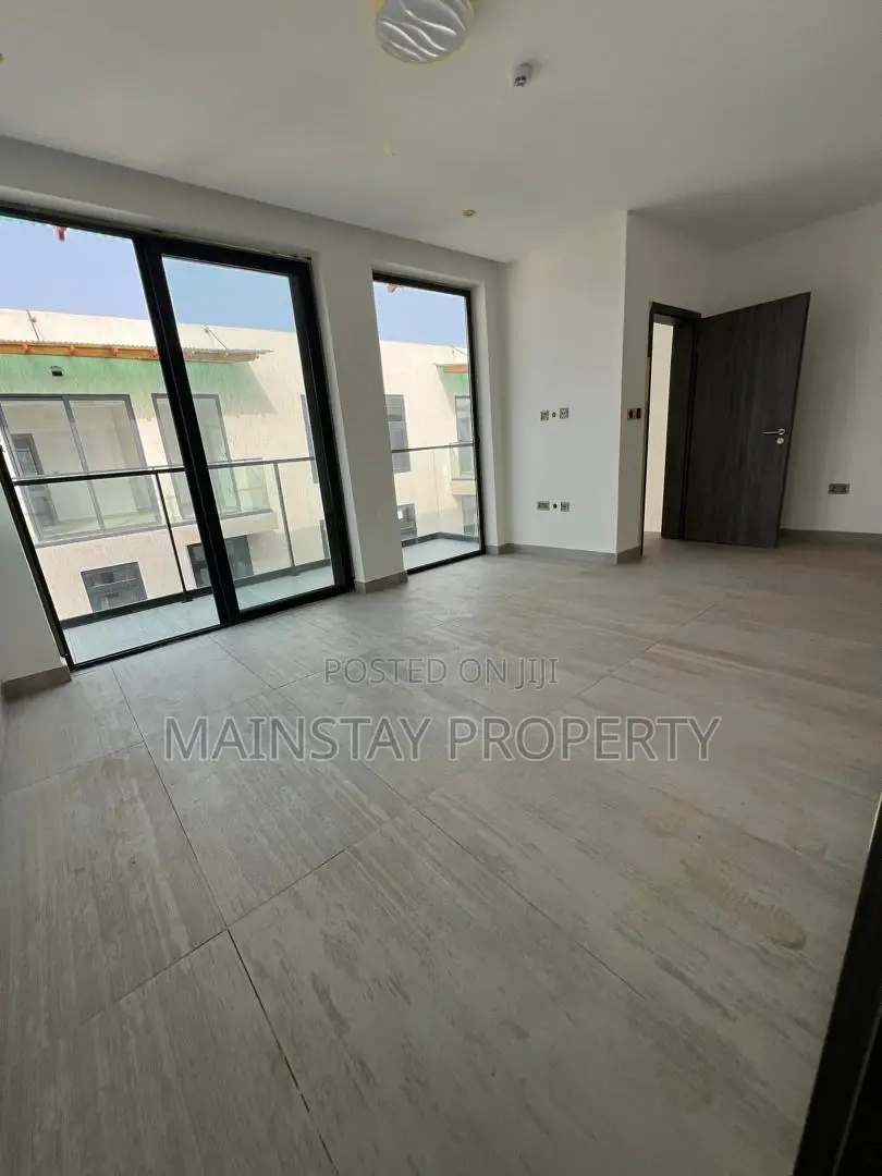4bdrm Townhouse / Terrace in Mainstay Estates, East Legon for rent