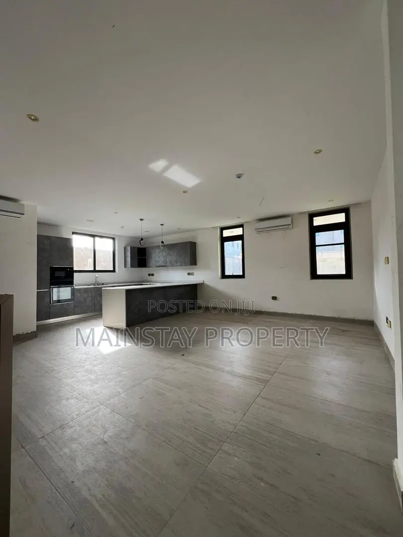 4bdrm Townhouse / Terrace in Mainstay Estates, East Legon for rent