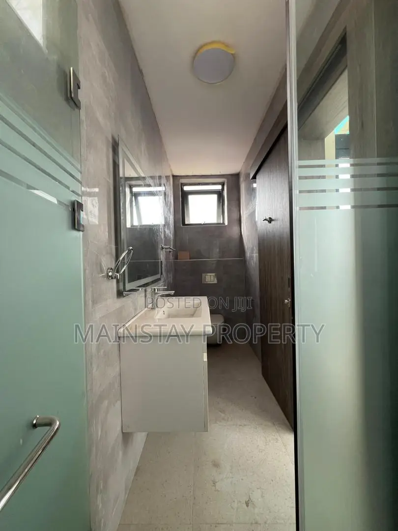 4bdrm Townhouse / Terrace in Mainstay Estates, East Legon for rent