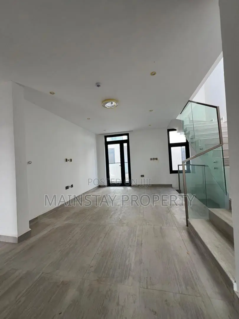 4bdrm Townhouse / Terrace in Mainstay Estates, East Legon for rent