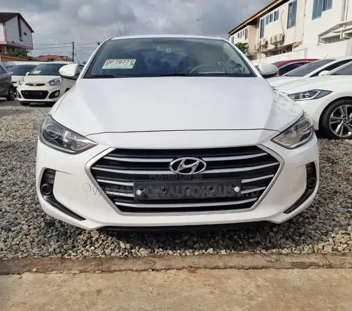 Hyundai Avante 2018 White