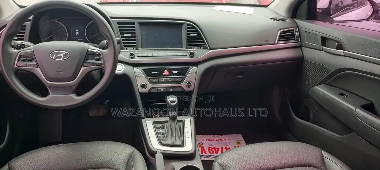 Hyundai Avante 2018 White