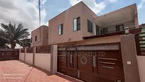 4bdrm House in Felmic Real Estate, Ofankor for rent