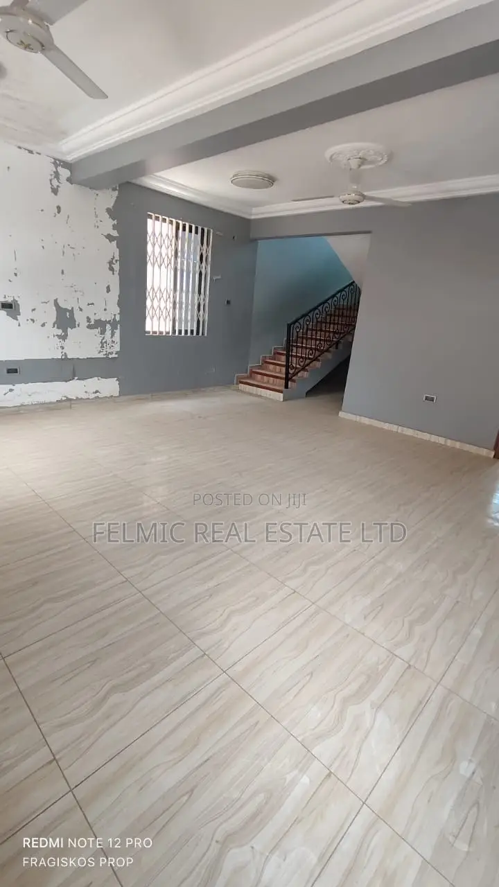 4bdrm House in Felmic Real Estate, Ofankor for rent