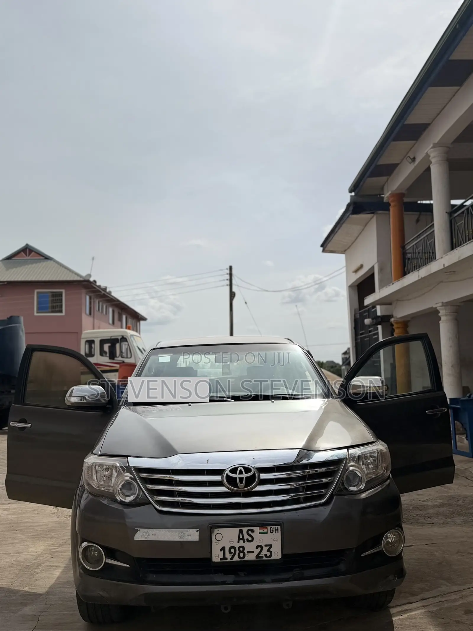 Toyota Fortuner 2.7 RWD 2015 Gold