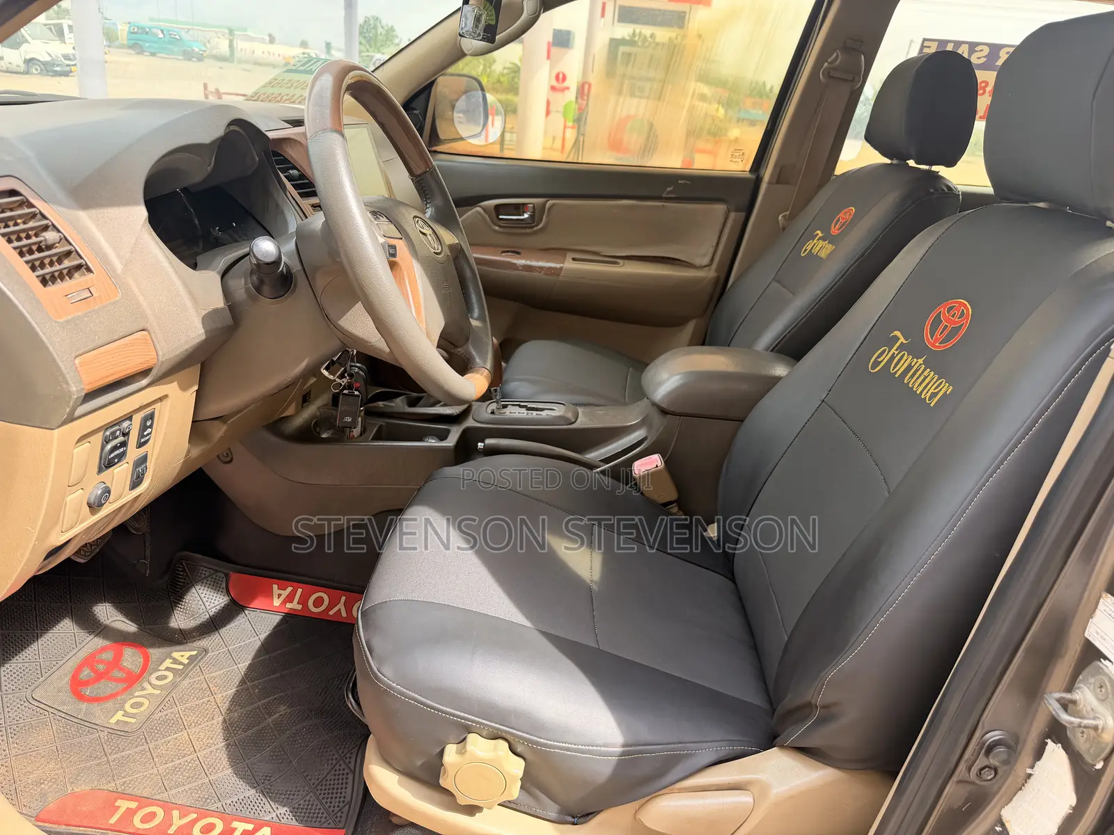 Toyota Fortuner 2.7 RWD 2015 Gold