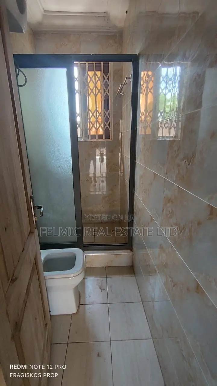 4bdrm House in Felmic Real Estate, Ofankor for rent