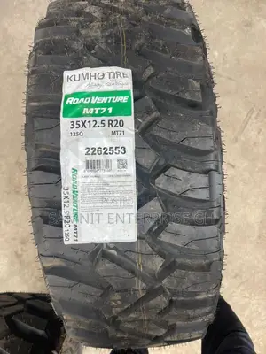 Get Your Quality Tires for Heavy Duty Trucks and Escalators