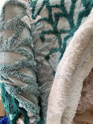 Floral Plant-themed 450gsm Double Sided Sherpa Blanket 200x230cm