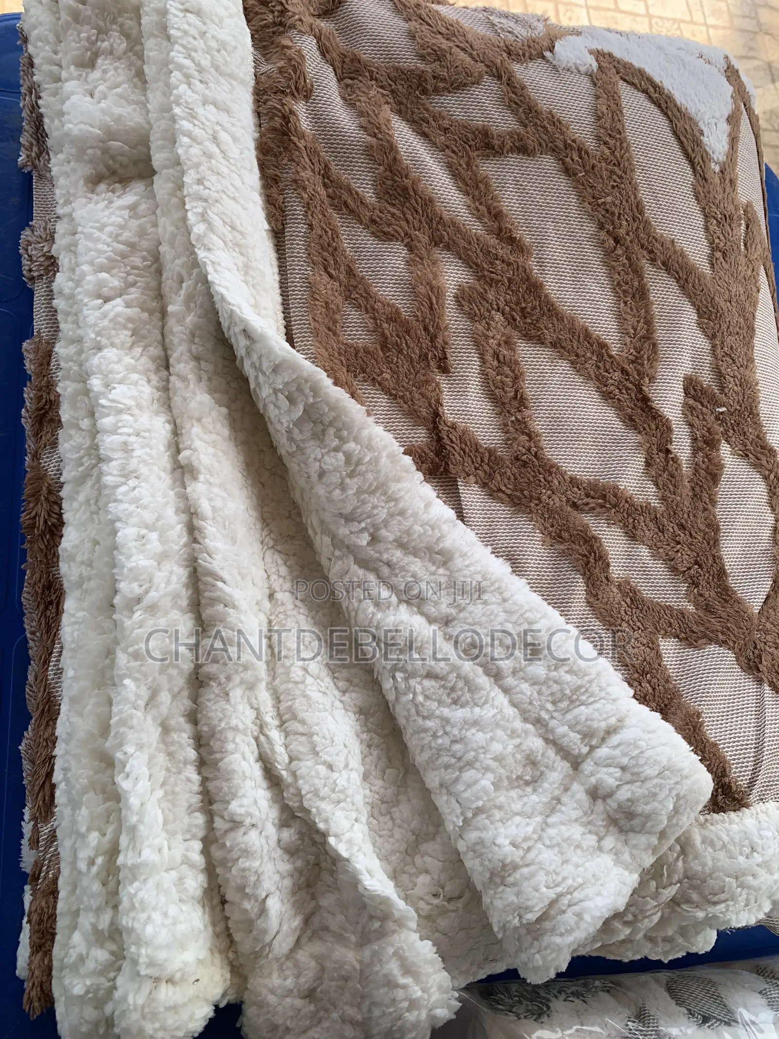 New Printed Woven Modern 450gsm All Season Sherpa Blanket 200x230cm