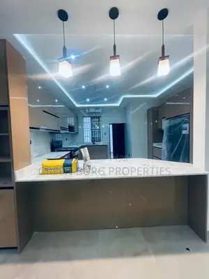 5bdrm House in East Legon for sale