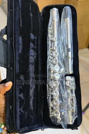 Yamaha Silver-Plated Metallic Flute
