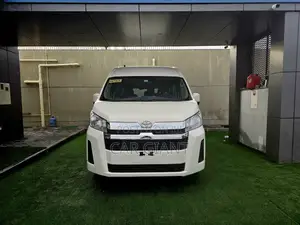 Toyota HiAce 2024 White