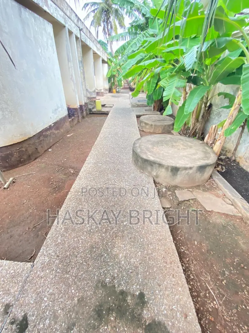 2 Plots of Land With 6 Bedrooms Structure on It for Sale Tantra Hill
