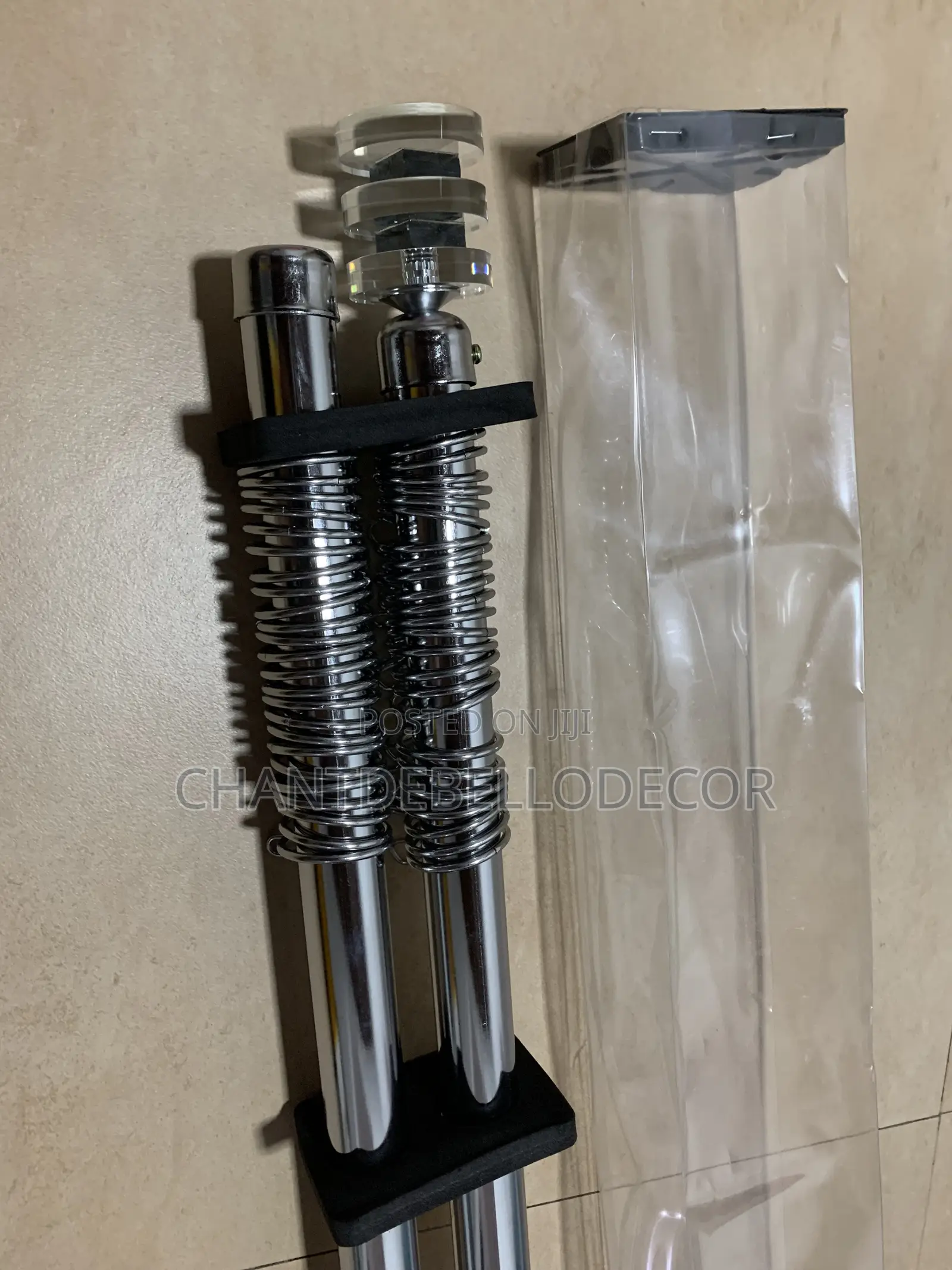 Quality Luxury Solid Crystal Head Single Extendable Curtain Rod 220ghc