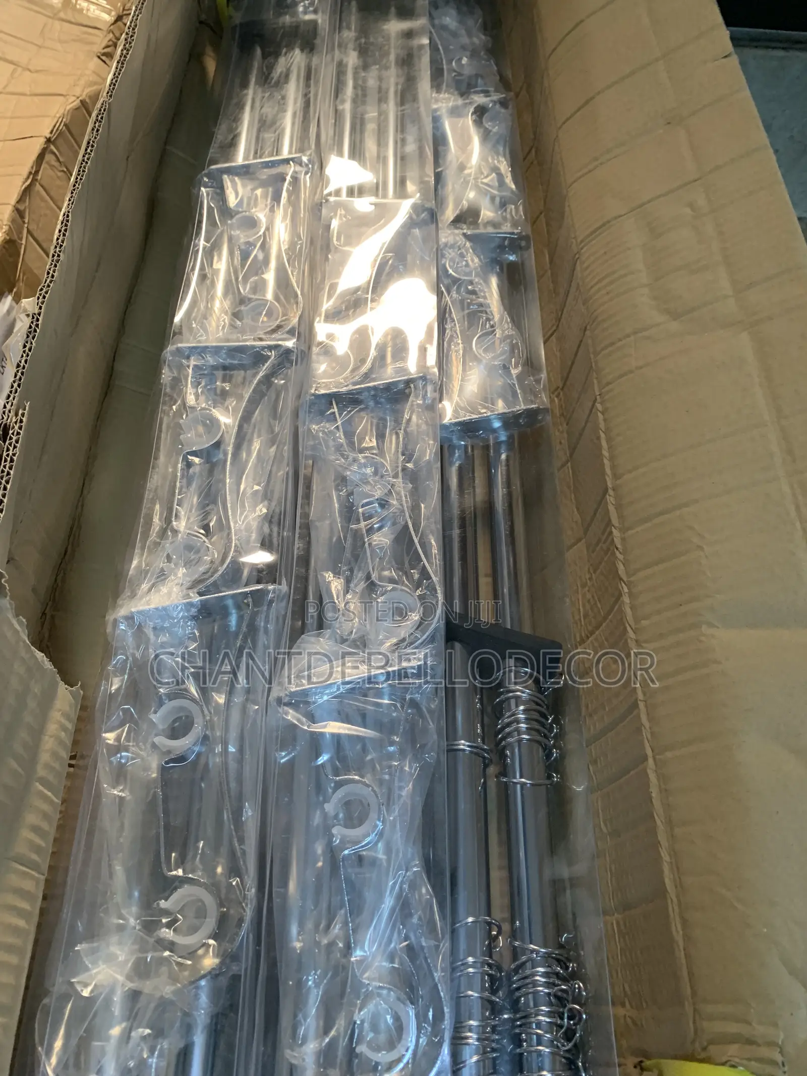 Quality Luxury Solid Crystal Head Single Extendable Curtain Rod 220ghc